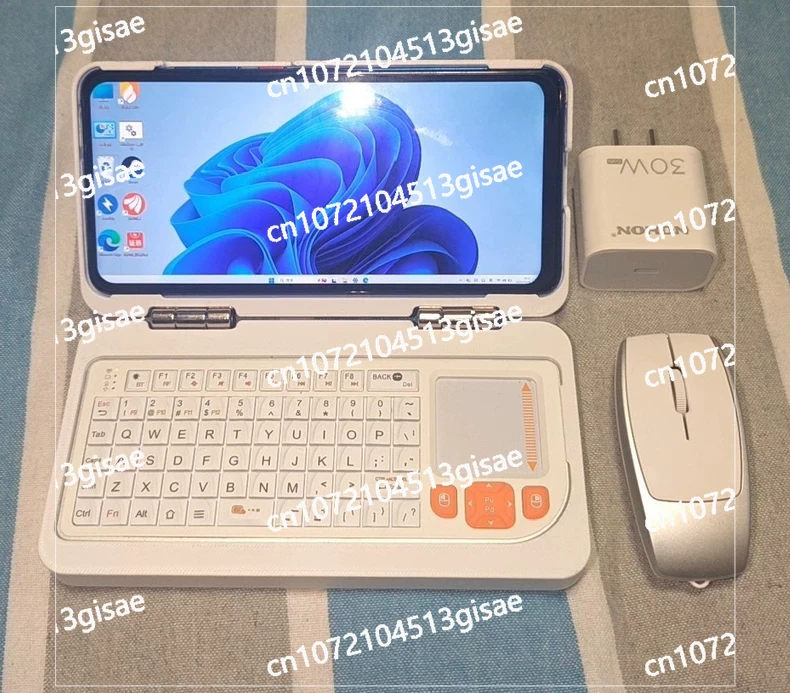 جهاز كمبيوتر محمول بشاشة 6 بوص - مراجعة Gaming Console Retro Handheld وسعره
